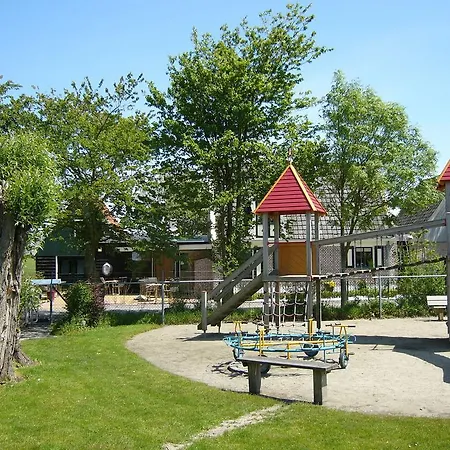 Alpehytte Chalet Recreatiepark Wiringherlant 2 *